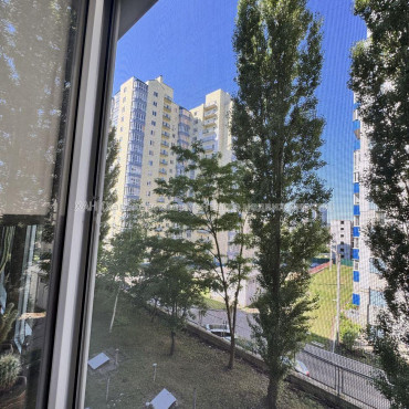 Продам квартиру, Яны Червоной ул. , 2  ком., 55 м², авторский дизайн 