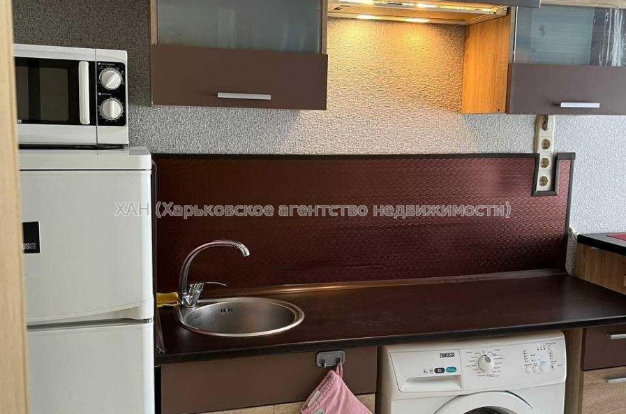 Продам квартиру, Шевченковский пер. , 1  ком., 18 м², евроремонт 