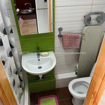 Продам квартиру, Шевченковский пер. , 1  ком., 18 м², евроремонт 