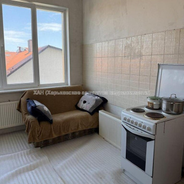 Продам квартиру, Новоалександровская ул. , 2  ком., 41.40 м², частичный ремонт 