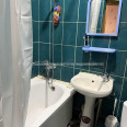 Продам квартиру, Новоалександровская ул. , 2  ком., 41.40 м², частичный ремонт 