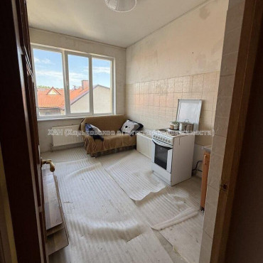 Продам квартиру, Новоалександровская ул. , 2  ком., 41.40 м², частичный ремонт 