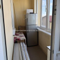 Продам квартиру, Новоалександровская ул. , 2  ком., 41.40 м², частичный ремонт 