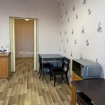 Продам квартиру, Новоалександровская ул. , 2  ком., 41.40 м², частичный ремонт 