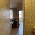 Продам квартиру, Новоалександровская ул. , 2  ком., 41.40 м², частичный ремонт 
