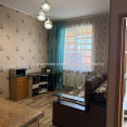 Продам квартиру, Новоалександровская ул. , 2  ком., 41.40 м², частичный ремонт 