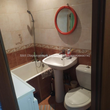 Продам квартиру, Каденюка ул. , 1 кім., 31 м², советский ремонт 
