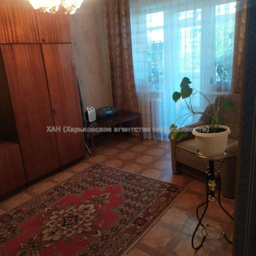 Продам квартиру, Каденюка ул. , 1 кім., 31 м², советский ремонт 