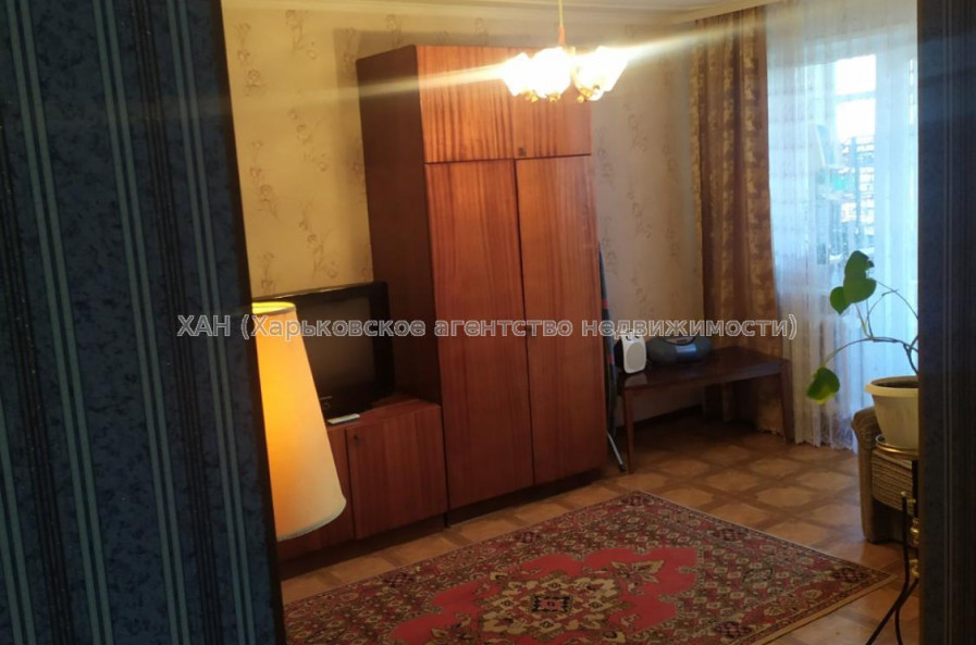 Продам квартиру, Каденюка ул. , 1 кім., 31 м², советский ремонт 