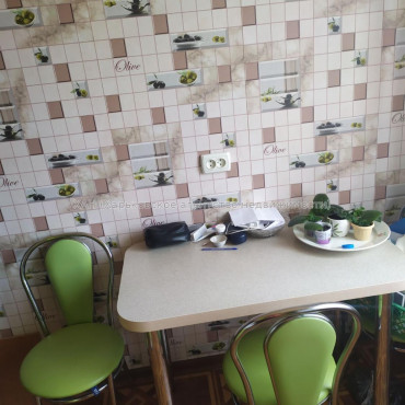 Продам квартиру, Каденюка ул. , 1 кім., 31 м², советский ремонт 
