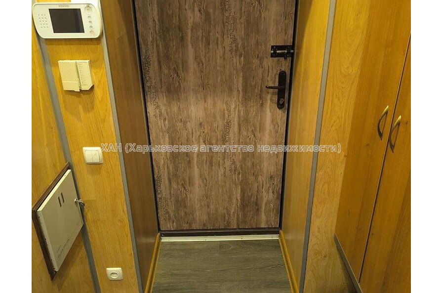 Продам квартиру, Семинарская ул. , 3  ком., 72 м², капитальный ремонт 