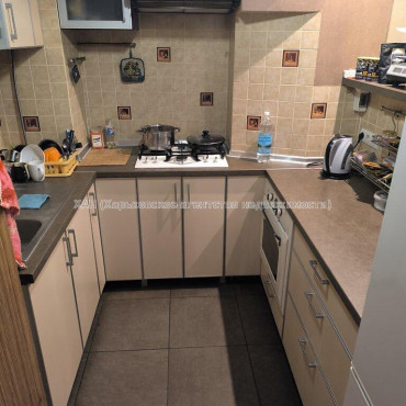 Продам квартиру, Семинарская ул. , 3  ком., 72 м², капитальный ремонт 