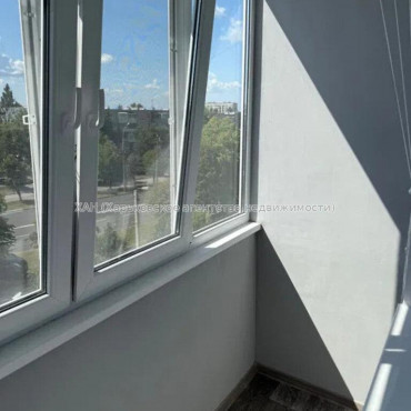 Продам квартиру, Байрона пр-т , 2  ком., 44 м², капитальный ремонт 