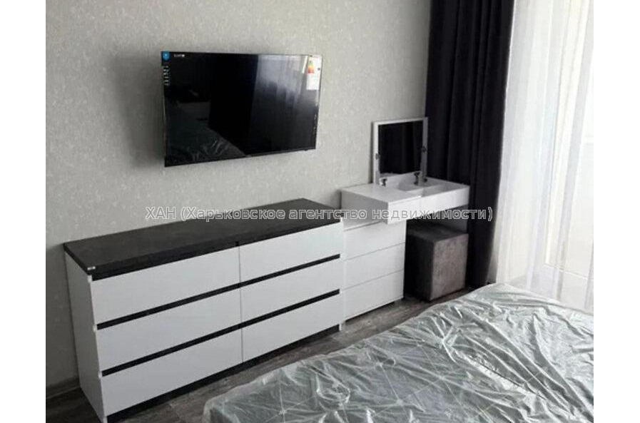 Продам квартиру, Байрона пр-т , 2  ком., 44 м², капитальный ремонт 