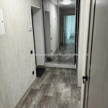 Продам квартиру, Байрона пр-т , 2  ком., 44 м², капитальный ремонт 