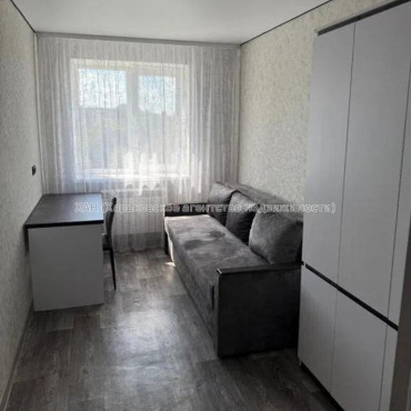 Продам квартиру, Байрона пр-т , 2  ком., 44 м², капитальный ремонт 