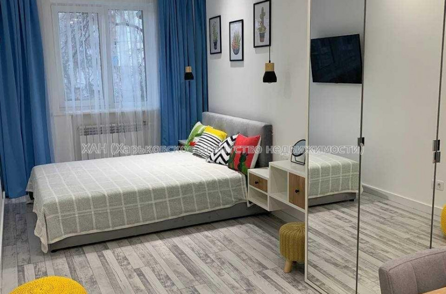 Продам квартиру, Астрономическая ул. , 1  ком., 46 м², евроремонт 