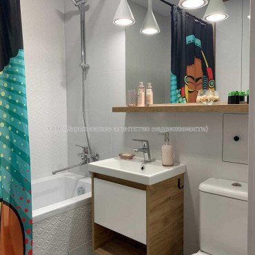 Продам квартиру, Астрономическая ул. , 1  ком., 46 м², евроремонт 