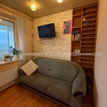 Продам квартиру, Молодежная ул. , 1  ком., 43.40 м², косметический ремонт 