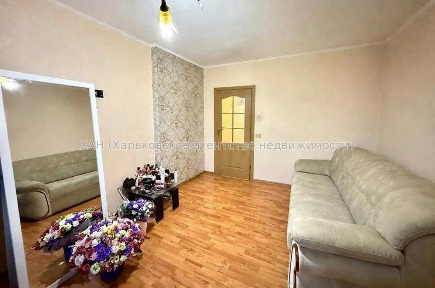 Продам квартиру, Молодежная ул. , 1  ком., 43.40 м², косметический ремонт 