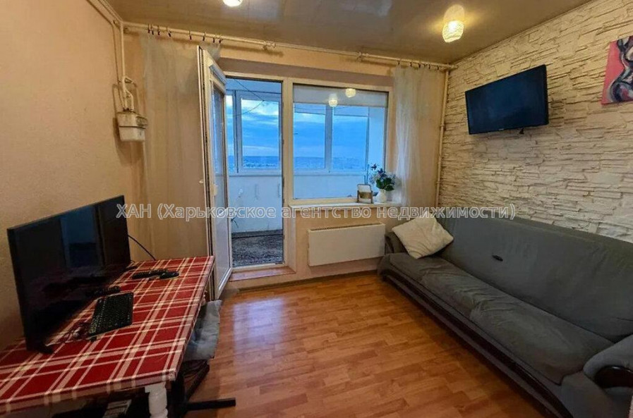 Продам квартиру, Молодежная ул. , 1  ком., 43.40 м², косметический ремонт 