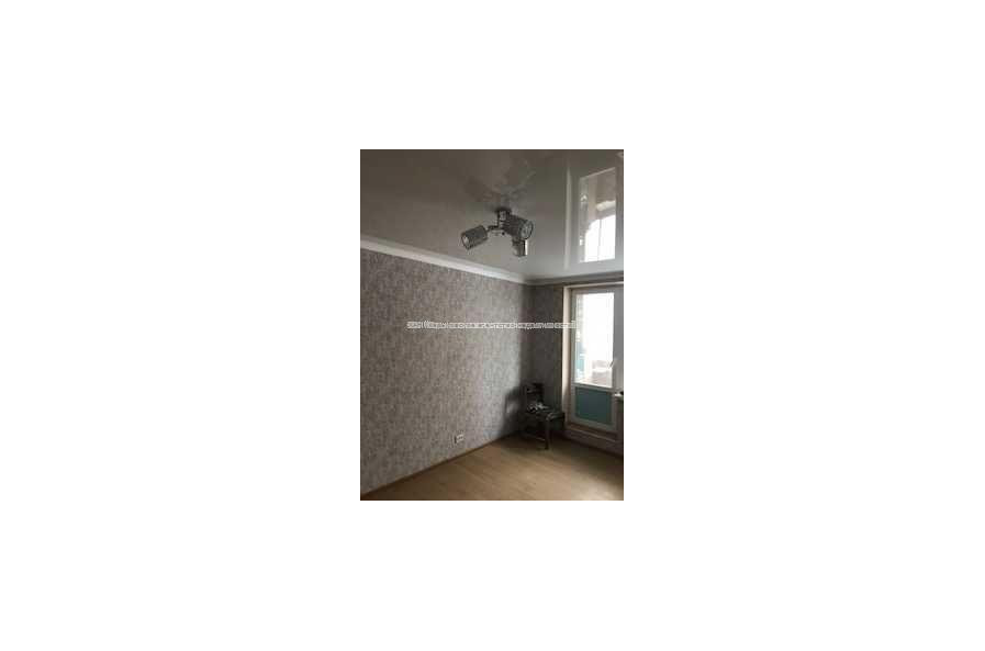 Продам квартиру, Волонтерская ул. , 1  ком., 36 м², капитальный ремонт 