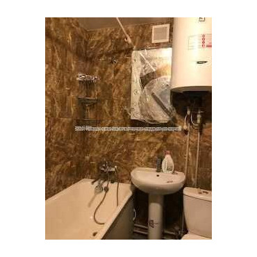 Продам квартиру, Волонтерская ул. , 1  ком., 36 м², капитальный ремонт 