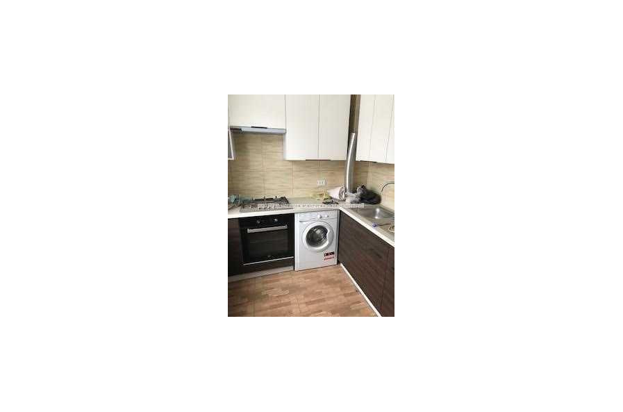 Продам квартиру, Волонтерская ул. , 1  ком., 36 м², капитальный ремонт 