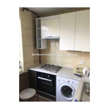 Продам квартиру, Волонтерская ул. , 1  ком., 36 м², капитальный ремонт 