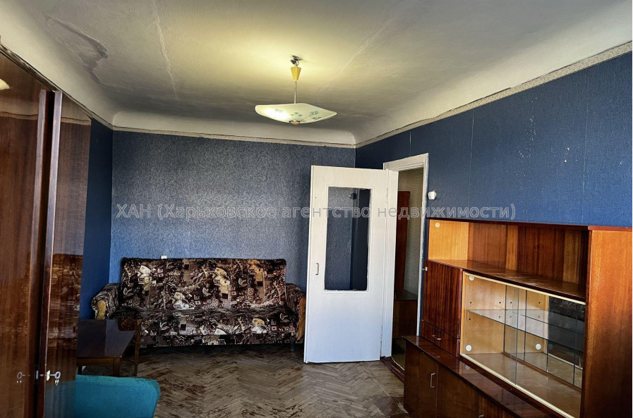 Продам квартиру, Науки просп. , 1  ком., 32 м², советский ремонт 