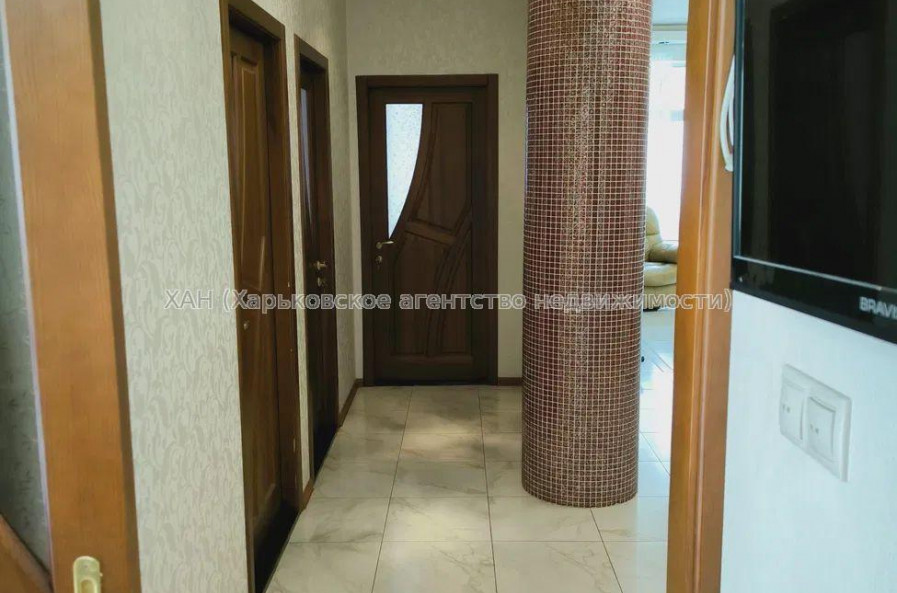 Продам квартиру, Гвардейцев Широнинцев ул. , 33 , 4  ком., 100 м², евроремонт 