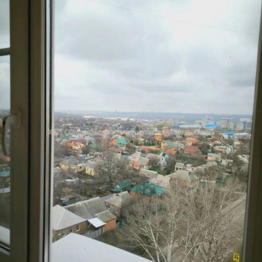 Продам квартиру, Гвардейцев Широнинцев ул. , 33 , 4  ком., 100 м², евроремонт 