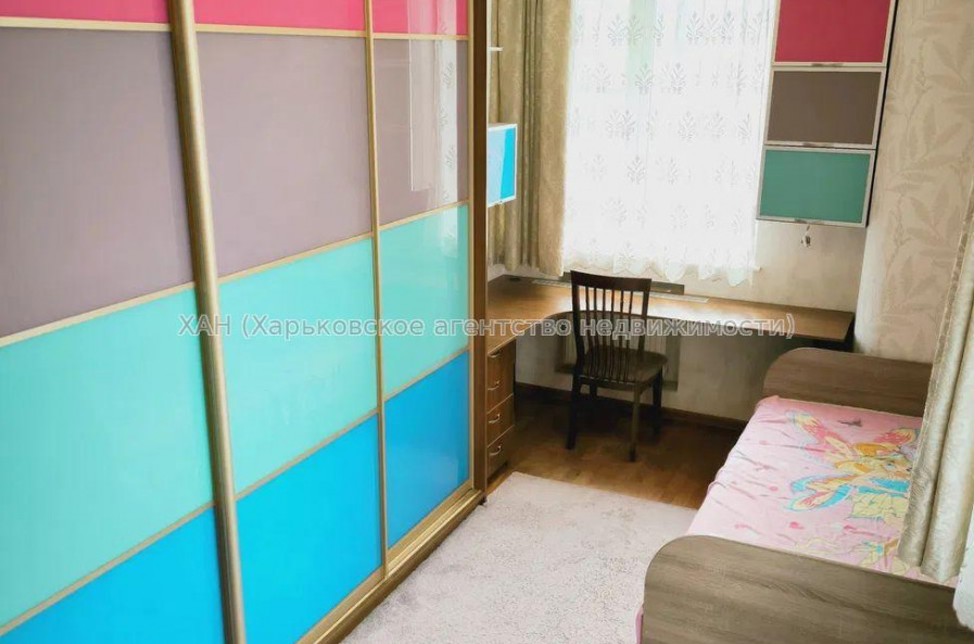 Продам квартиру, Гвардейцев Широнинцев ул. , 33 , 4  ком., 100 м², евроремонт 