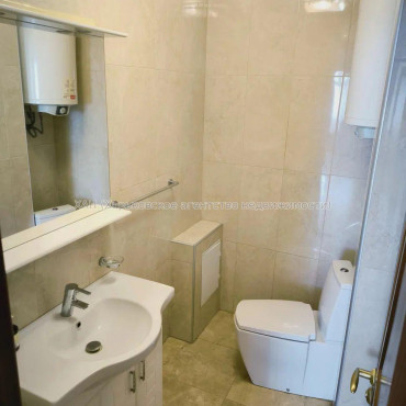 Продам квартиру, Гвардейцев Широнинцев ул. , 33 , 4  ком., 100 м², евроремонт 