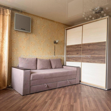 Продам квартиру, Олимпийская ул. , 3 кім., 95 м², евроремонт 