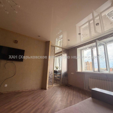 Продам квартиру, Олимпийская ул. , 3 кім., 95 м², евроремонт 