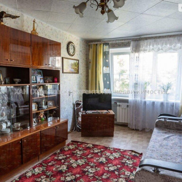 Продам квартиру, Героев Харькова просп. , 2  ком., 43 м², косметический ремонт 