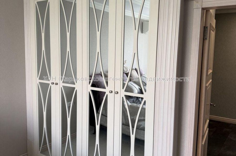 Продам квартиру, Станислава Парталы ул. , 1  ком., 51 м², евроремонт 
