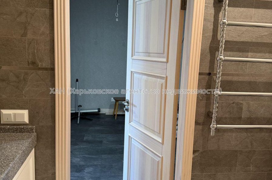 Продам квартиру, Станислава Парталы ул. , 1  ком., 51 м², евроремонт 