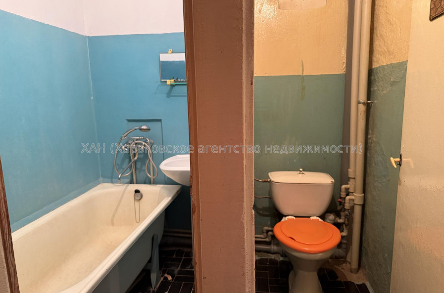 Продам квартиру, Салтовское шоссе , 155/93 , 3  ком., 64 м², без ремонта 