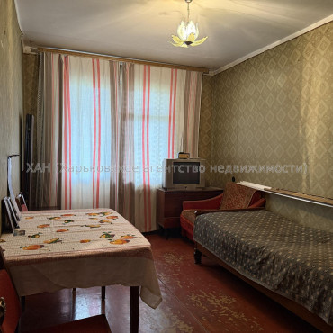Продам квартиру, Салтовское шоссе , 155/93 , 3  ком., 64 м², без ремонта 