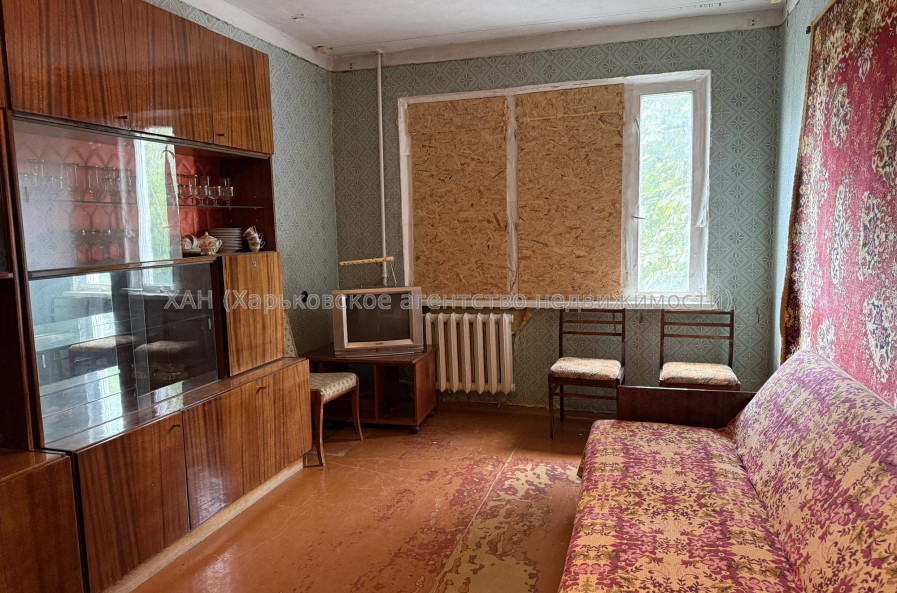 Продам квартиру, Салтовское шоссе , 155/93 , 3  ком., 64 м², без ремонта 