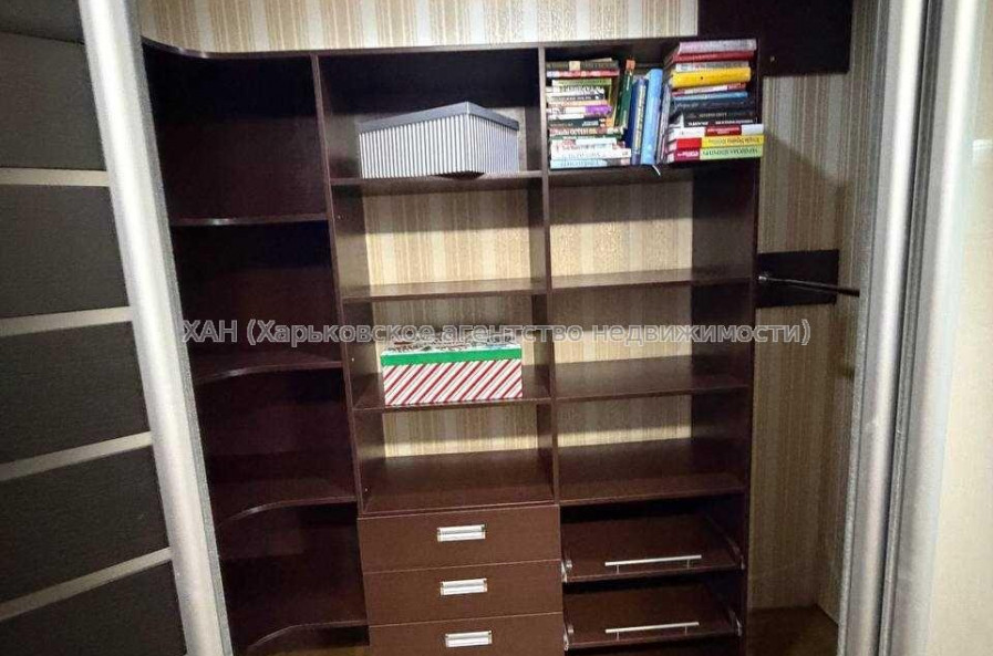 Продам квартиру, Велозаводская ул. , 2  ком., 57.50 м², евроремонт 