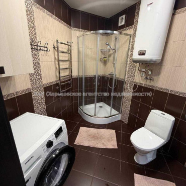 Продам квартиру, Велозаводская ул. , 2  ком., 57.50 м², евроремонт 