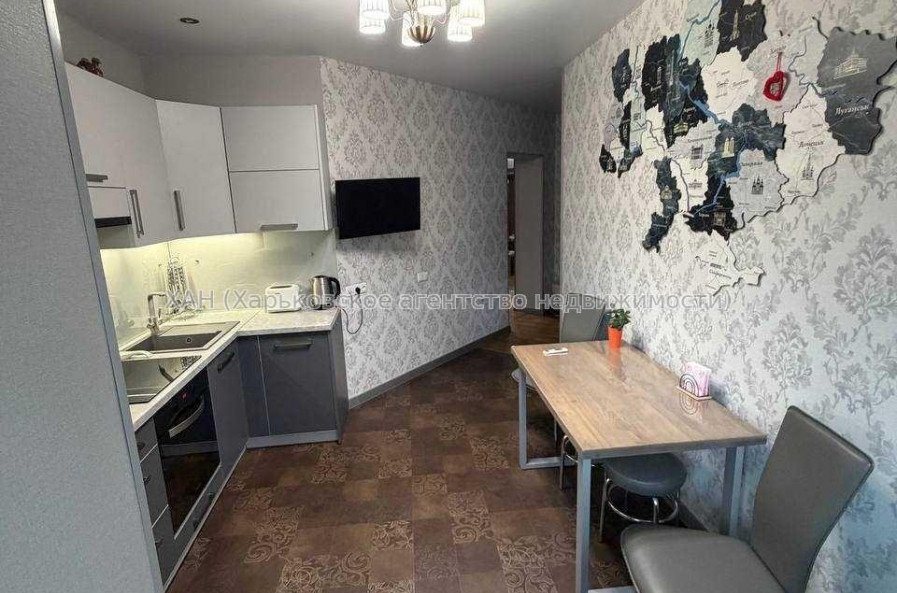 Продам квартиру, Велозаводская ул. , 2  ком., 57.50 м², евроремонт 