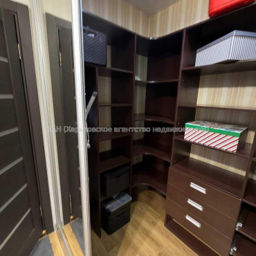 Продам квартиру, Велозаводская ул. , 2  ком., 57.50 м², евроремонт 