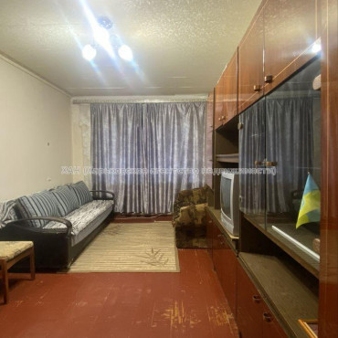 Продам квартиру, Байрона пр-т , 1 кім., 34 м², советский ремонт 