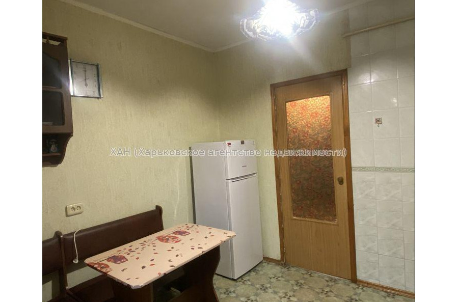 Продам квартиру, Байрона пр-т , 1 кім., 34 м², советский ремонт 
