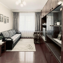 Продам квартиру, Байрона пр-т , 1  ком., 34 м², советский ремонт
