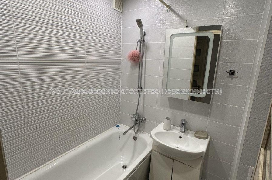 Продам квартиру, Байрона пр-т , 2  ком., 45 м², капитальный ремонт 